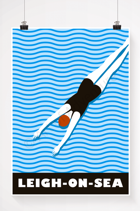 Solo Swimmer – Leigh-on-Sea